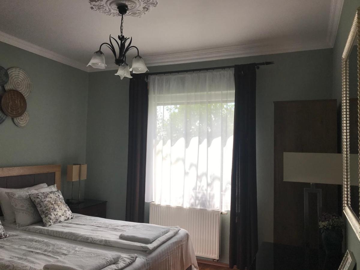 Eden Apartman Algyo Exteriör bild