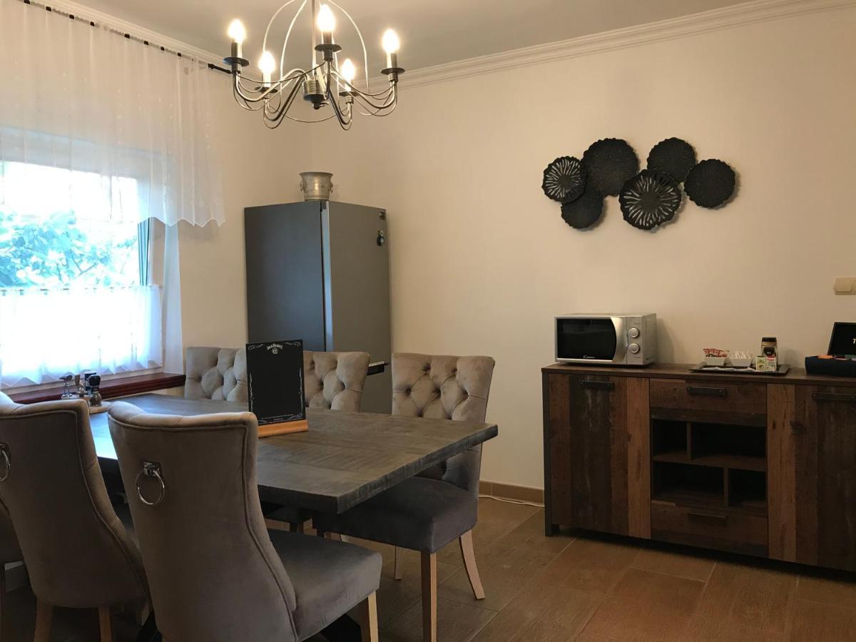 Eden Apartman Algyo Exteriör bild